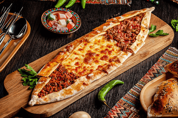Karışık Pide
