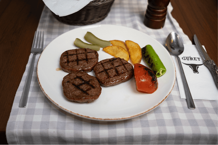 Sucuk Köfte