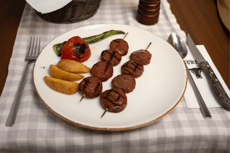 Sucuk Şiş