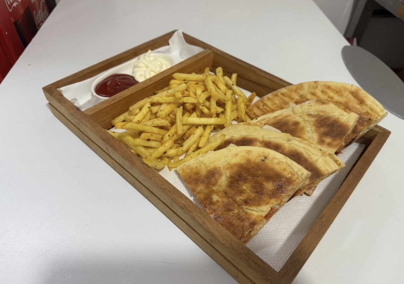 bazlama tost menü