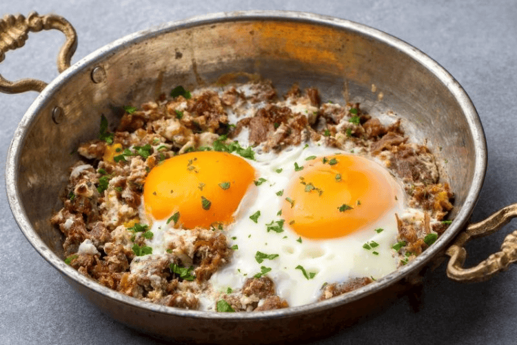 Kavurmalı Yumurta