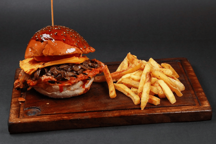 Mantarlı Tavuk Burger